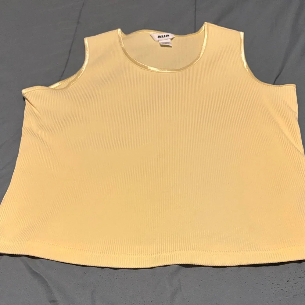 Sleeveless Alia Ribbed Top, size 1X - Picture 1 of 5